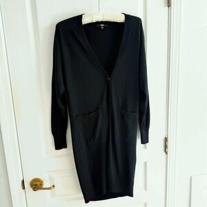 Uniqlo Long Buttoned Black V-neck Cardigan Sweater Size S